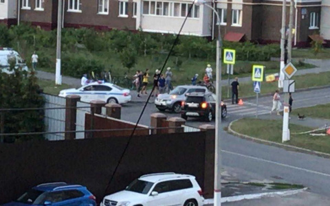 Иномарка сбила ребенка на пешеходном переходе в Чебоксарах