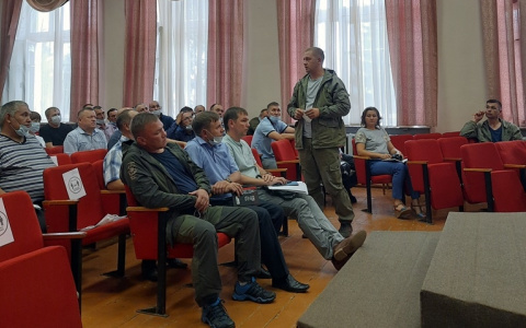 Чиновники поручили отстреливать кабанов в зараженном районе Чувашии