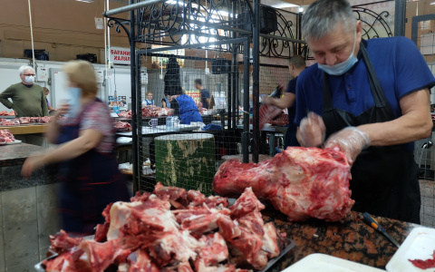 Чебоксарцы о росте цен на мясо: "Чем нам питаться? Все дорожает"