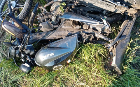 В Канашском районе произошло серьезное ДТП: "Водитель мопеда умер до приезда скорой"