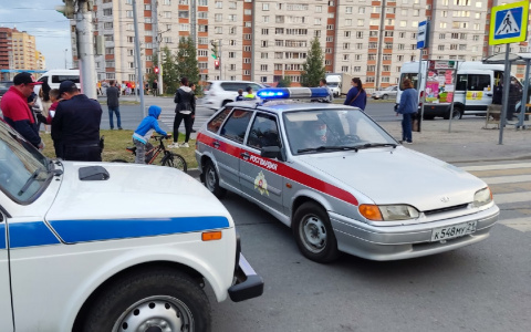 В Чебоксарах спецслужбы оцепили подозрительную маршрутку