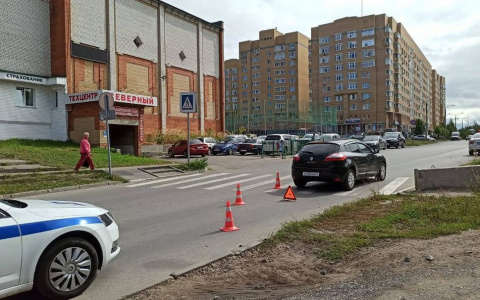 В Чебоксарах иномарка сбила ребенка на зебре