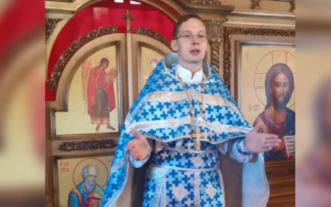 В Чувашии отстранили от служения священника, который призывал Моргенштерна прийти в церковь и просил Патриарха раскрыть доходы