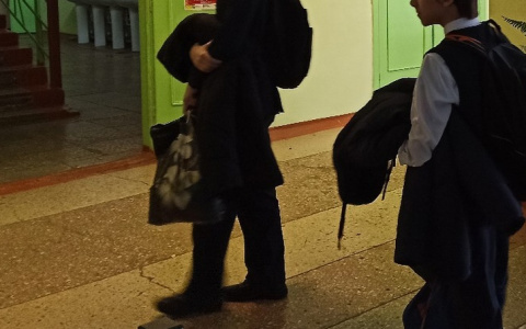 В 17 школах Чувашии зафиксирована вспышка заболеваемости коронавирусом: детей перевели на дистанционное обучение