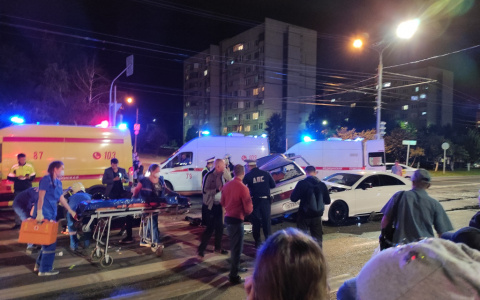 Водитель "Мерседеса", протаранивший "десятку" в Новоюжке, вину не признал: что решил суд