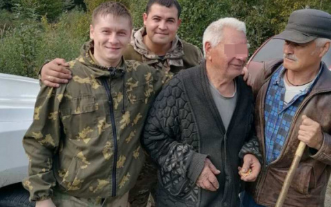 Два друга в Чувашии пошли за грибами, один заблудился: искали сутки с собаками
