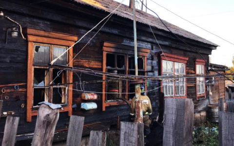 В Чувашии за утро в пожарах один человек погиб, а другой получил серьезные ожоги