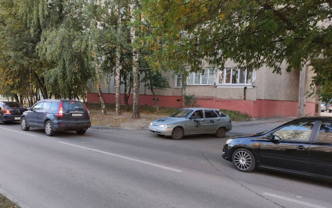 В Чебоксарах 10-летний мальчик угодил под колеса легковушки