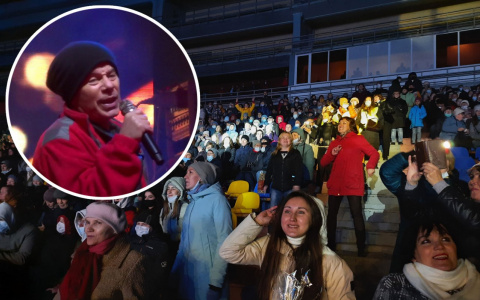 Олег Газманов приехал в Чувашию и выступил на бесплатном концерте: впускали только привитых от коронавируса