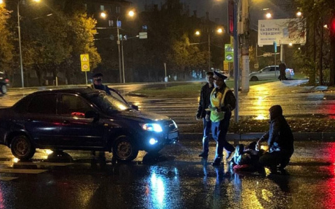 В Чебоксарах на пешеходном переходе сбили человека