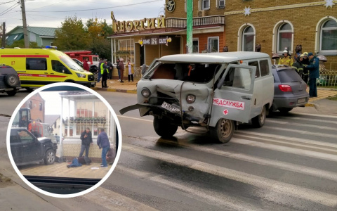 В Чебоксарах черный Land Rover подбил машину медиков: водитель вылетел через стекло