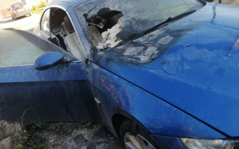 В Чебоксарах горели BMW и мебельная фабрика