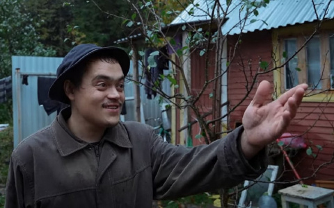 Отшельник из Чувашии планирует справить день рождения в новом доме из глины и чурок, восстановить документы и поехать в Сибирь