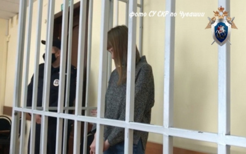 Суд назначил меру пресечения девушке, которая напала с ножом на водителя маршрутки