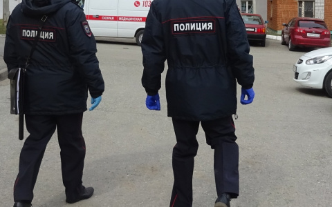 В Чебоксарах под окнами госпиталя ветеранов нашли тело мужчины