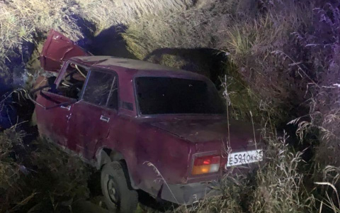 В Цивильском районе подростки гоняли на "пятерке" и попали в аварию: чудом остались живы