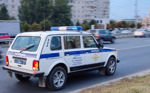 Преподаватель чебоксарского колледжа нашла чужую банковскую карту и устроила себе шопинг