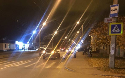 В Чебоксарах иномарка сбила 17-летнего подростка