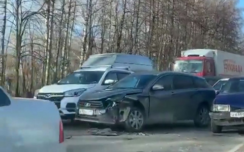 Массовое ДТП недалеко от Чебоксар: люди не пострадали