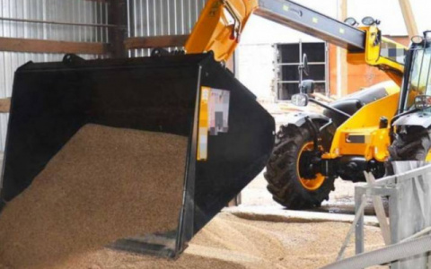 В Чебоксарском районе водитель погрузчика сбил женщину: какова расплата за множественные переломы