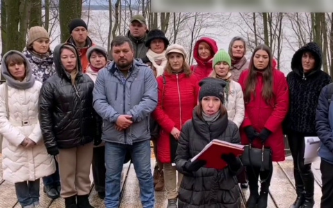 В Чебоксарах 16 человек обвинили главу Чувашии в нарушении Конституции и обратились к Путину