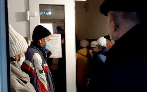 Где в Чувашии, кроме МФЦ, можно получить QR-код и подтвердить учетную запись на Госуслугах