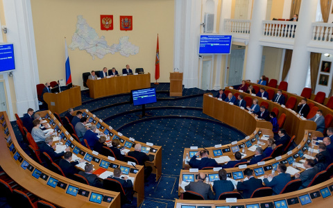 Федеральный бюджет принят с учетом инициатив народной программы ЕР