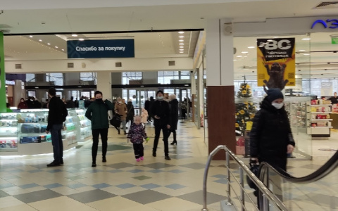 В Чувашии могут расширить список магазинов, куда будут пускать без QR-кода