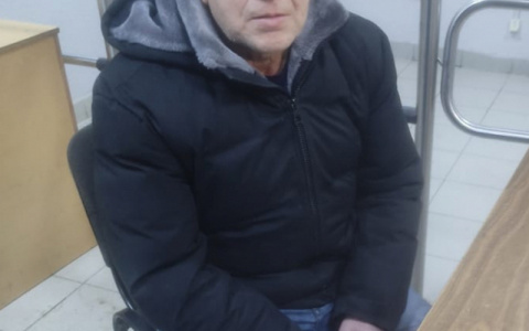 Полицейские спасли мужчину, который гулял по дорогам Чувашии и думал, что он в Марий Эл