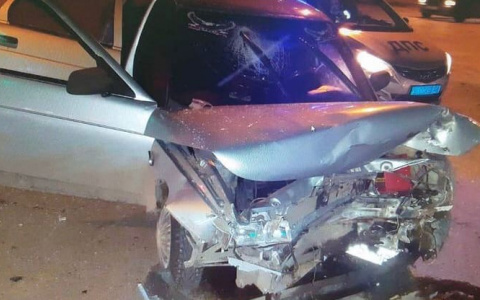 Появились детали вечерней аварии в Новоюжном районе: иномарка не уступила дорогу “десятке”