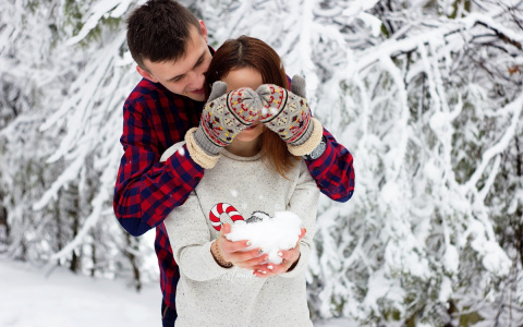 Водолеев ждет прекрасное время для любви и романтики, а Рыб - неожиданные находки