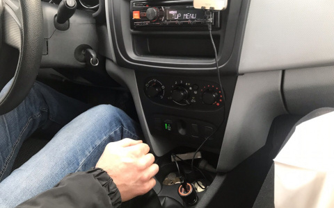 В Чувашии поймали двух "бомбил" и отправили их автомобили на штрафстоянку