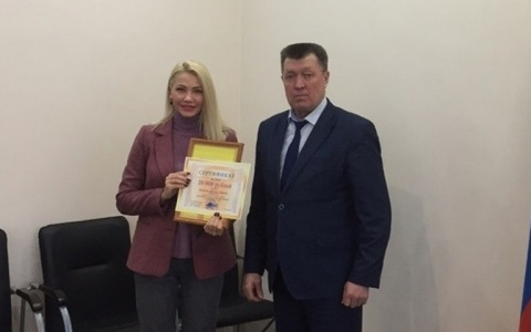 Чище всех Чебоксары убирают женщины: в городе выбрали лучших дворников