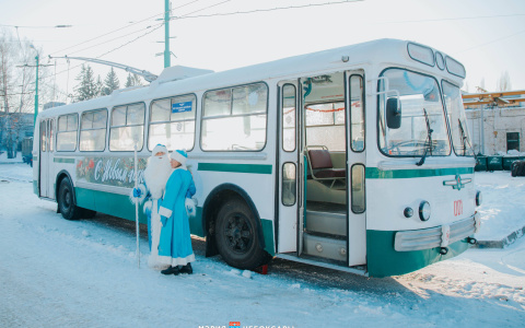 В преддверии Нового года в Чебоксарах запустят праздничный ретро-троллейбус