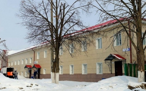 В Чувашии осудили бывшего сотрудника СИЗО, который передал заключенному пять пачек дрожжей