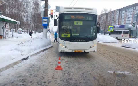 Женщина, которую накануне сбил новочебоксарский автобус, умерла