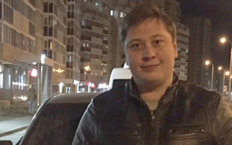 Оппозиционер из Чувашии, который плюнул в портрет Путина, получит крупную компенсацию