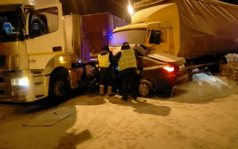 В Ядринском районе в аварии погибли три человека, в том числе ребенок