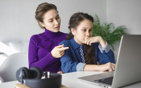 Выбирают в интернете и отказываются от курьеров: привычки покупателей из Чувашии снова изменились