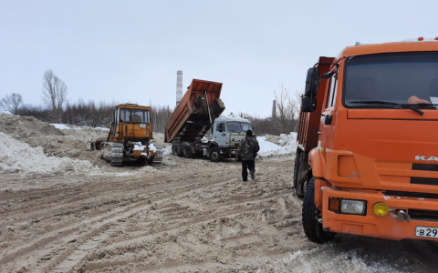 Прокуратура обязала новочебоксарскую администрацию прекратить валить грязный снег в поля