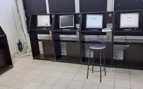 В Чебоксарах полицейские нагрянули в игровой салон: работал без вывески и только для своих