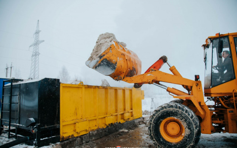 Как обстоят дела с вывозом снега в Чебоксарах: куда возят и что там делают