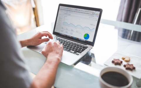 Банк «Открытие»: «До середины весны можно ожидать сохранения рубля на уровне 75-76 за доллар»