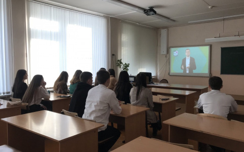 Какие школы в Чебоксарах попали в список с плохими результатами обучения