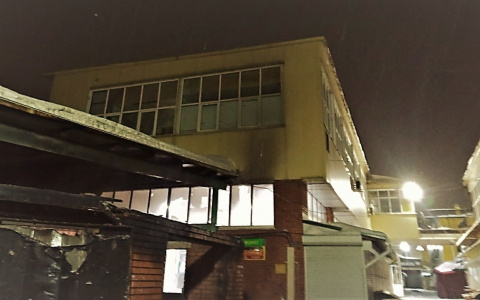 В Чебоксарах горел Колхозный рынок: пострадали несколько павильонов