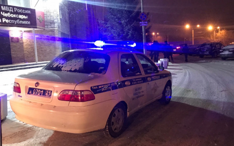 Подросток лихо развел чебоксарку: женщина сама отдала и деньги, и карту с пин-кодом