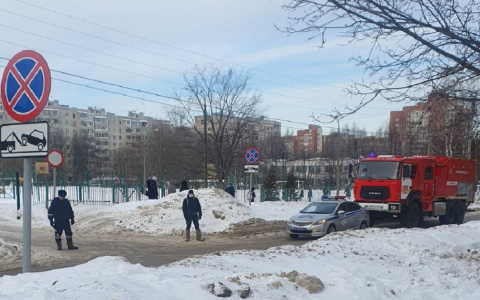 Власти рассказали детали массовой эвакуации в школах Чебоксар