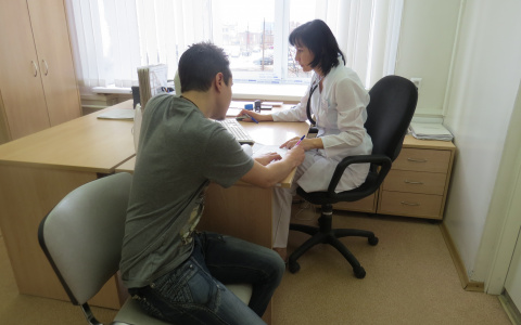 Николаев признал проблему и оценил масштаб нехватки врачей в Чувашии