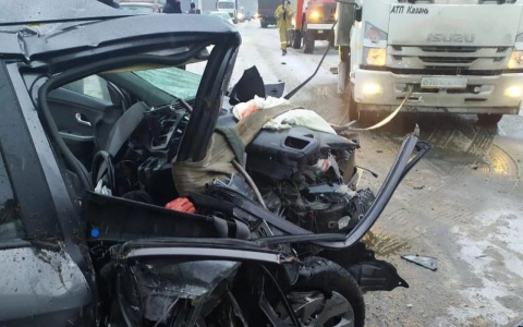 Шесть человек пострадали в ДТП на "Вятке" недалеко от Чувашии