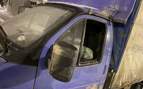 Рано утром в Чебоксарах поймали мужчину, который залез в чужую "ГАЗель"